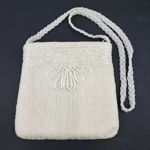 Vintage Beaded Purse Walborg Made in Hong Kong in Ivory White Feminine Retro